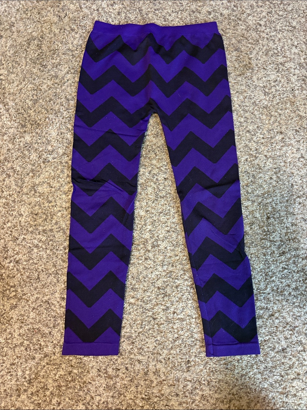 Faded Glory Purple and Black Chevron Kids Leggings